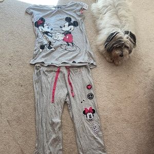 Who doesn’t like Mickey? Pajama top and bottom set